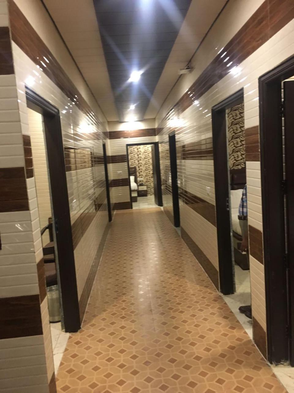 Hotel Holy City Amritsar Exterior foto